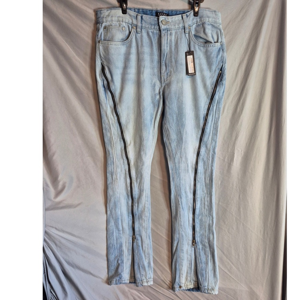 BoohooMAN Slim Rigid Flare Zip Detail Jeans Light Blue Wash Denim Mens‎